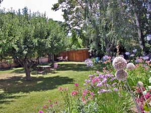 Solvang Gardens